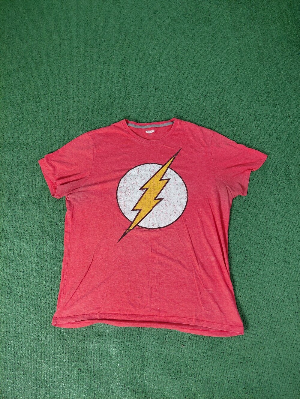 Old Navy DC Comics The Flash Logo Unisex Red T Shirt Sz XL (Fits Like L)